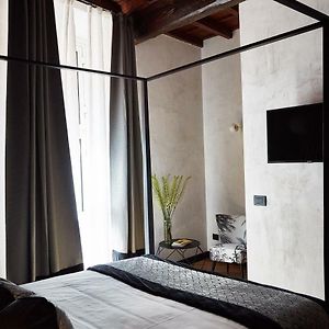 Kamer met een King Size Bed